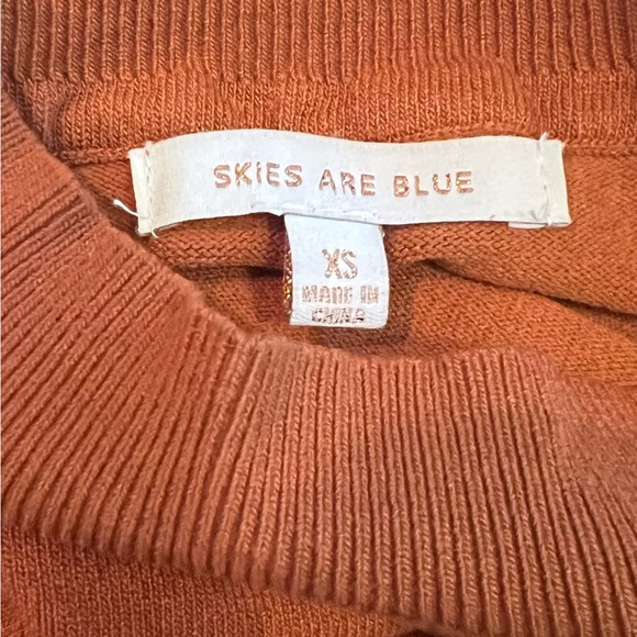 Skies Are Blue XS Long Sleeve - Picture 2 of 2